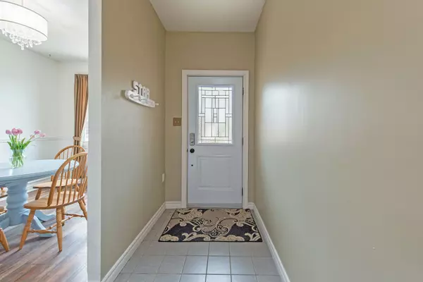 London North, ON N6G 4W2,1570 RICHMOND ST #48