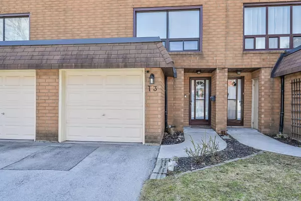 Hamilton, ON L9B 1R1,444 Stone Church RD W #T3