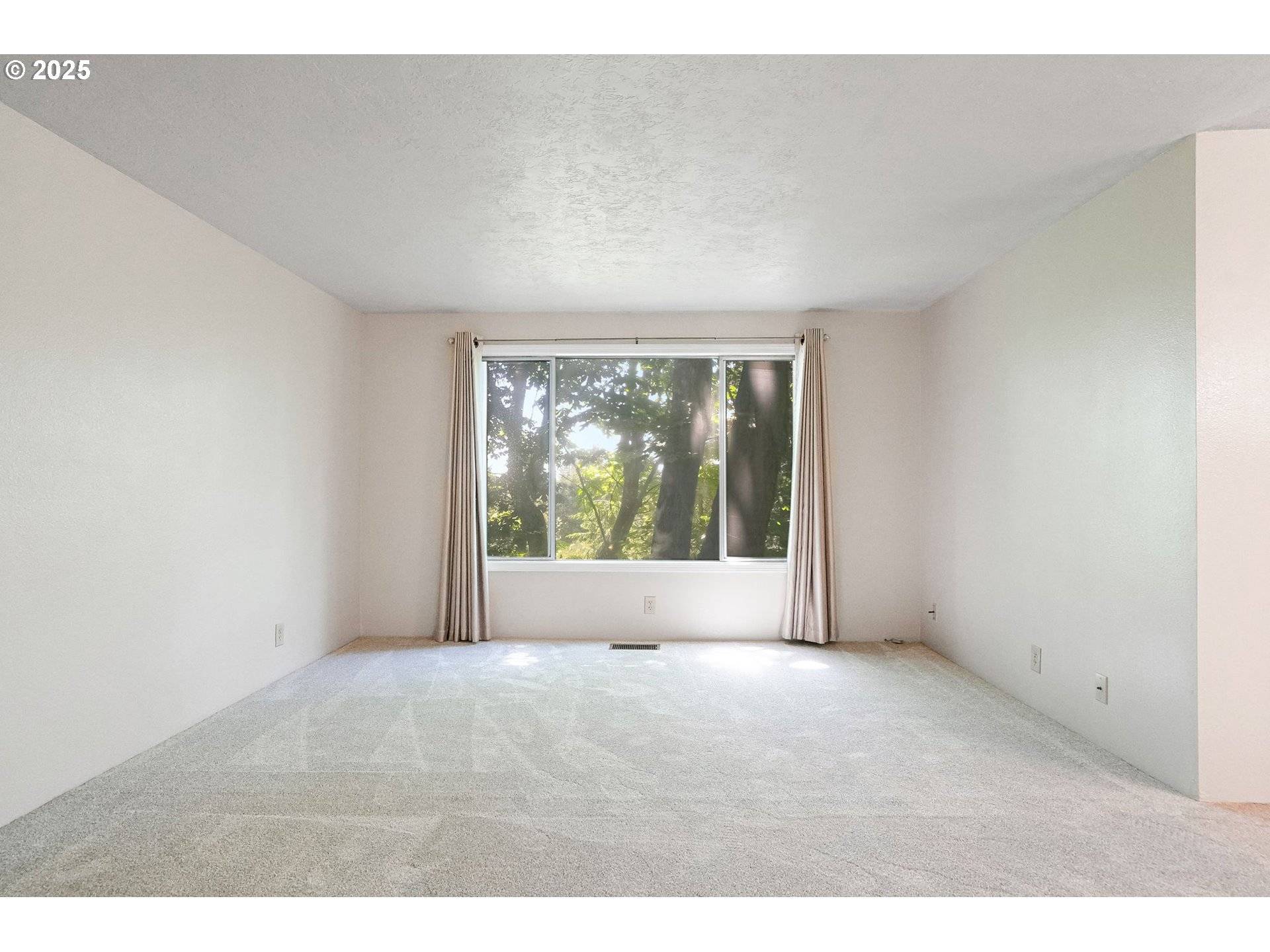 Keizer, OR 97303,265 MCNARY HEIGHTS DR N