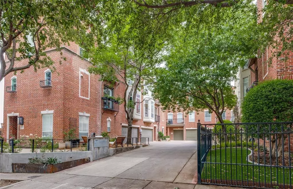 Dallas, TX 75205,4217 Travis Street