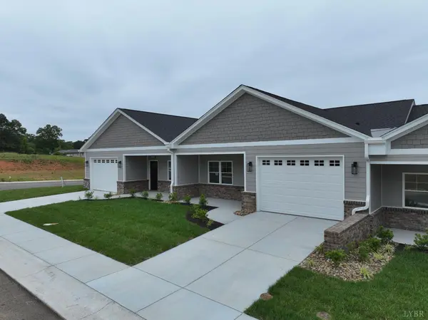 15 Tiphne LN, Lynchburg, VA 24502