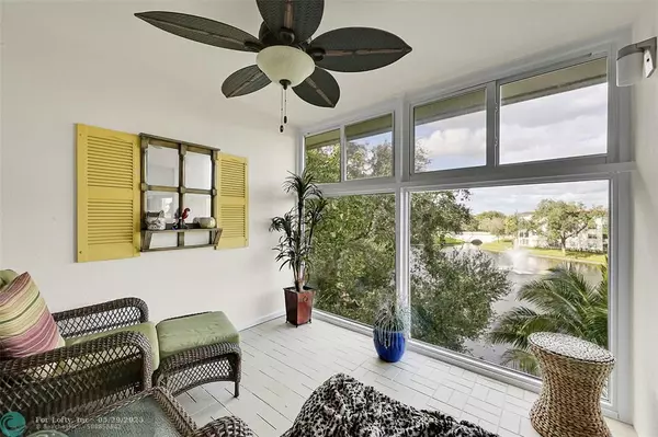 Coconut Creek, FL 33066,1502 Cayman Way #A4