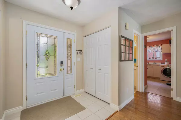 Smiths Falls, ON K7A 5H4,267 WOOD AVE