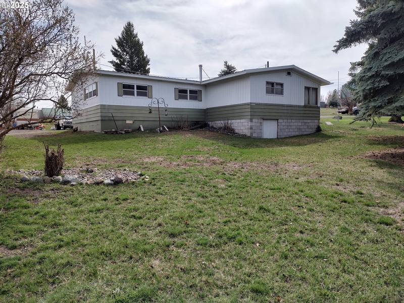 101 E Eleventh ST, Joseph, OR 97846