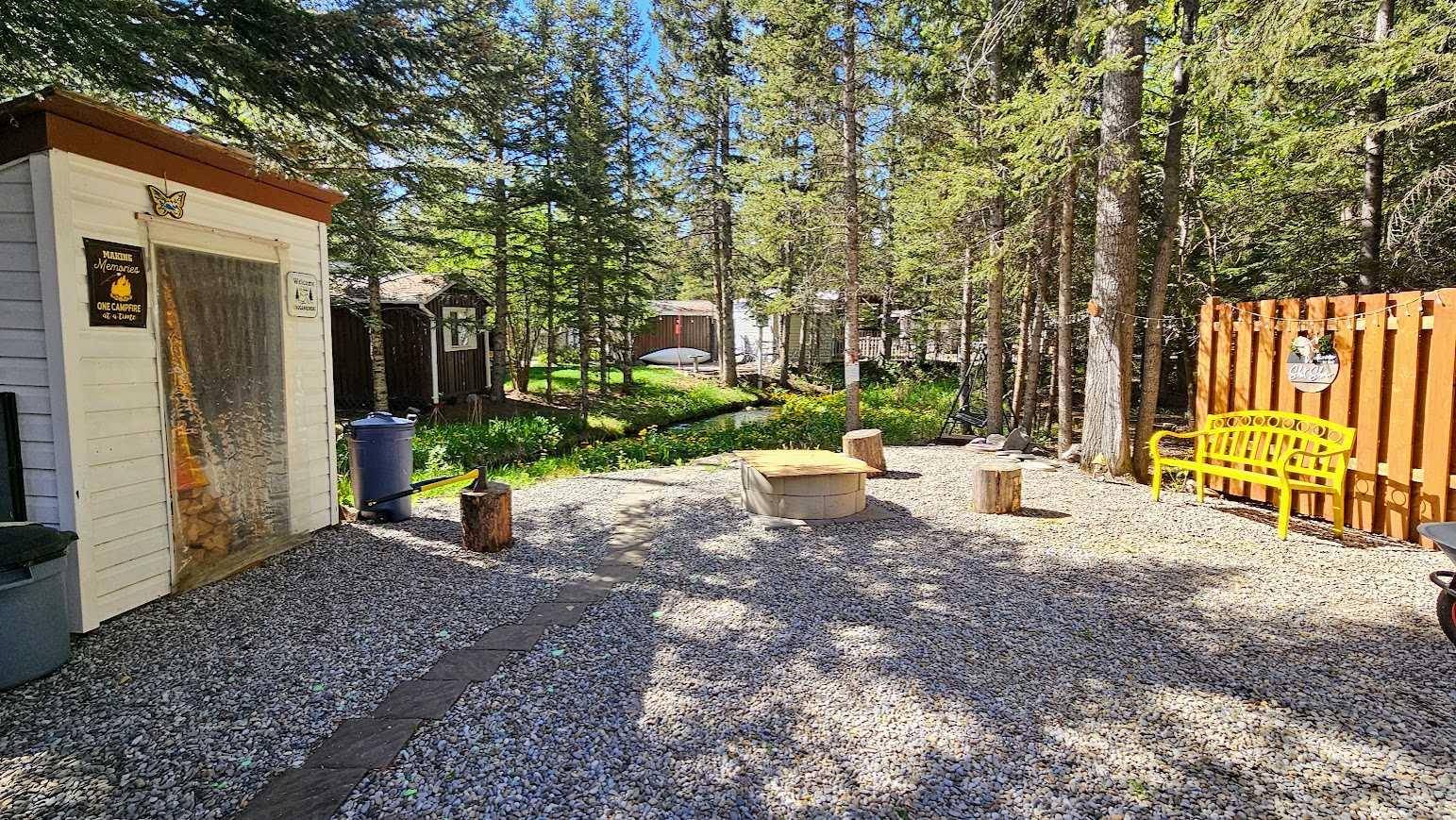 Sundre, AB T0M 1X0,200 4 AVE SW #35