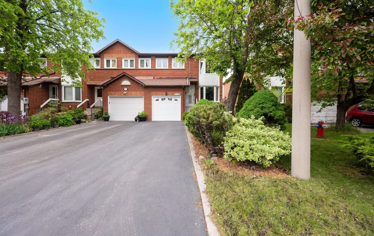 Mississauga, ON L5R 2V8,745 Constellation DR