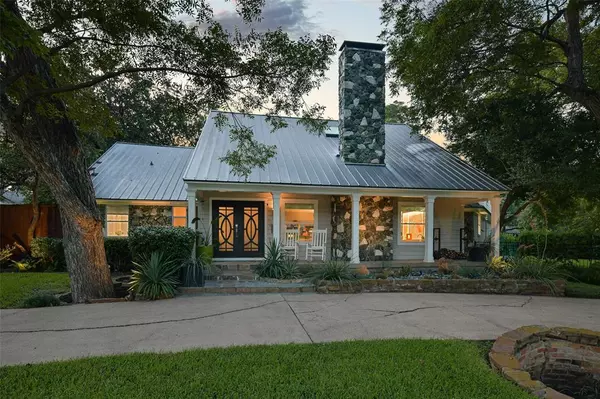 6121 Shadycliff Drive,  Dallas,  TX 75240