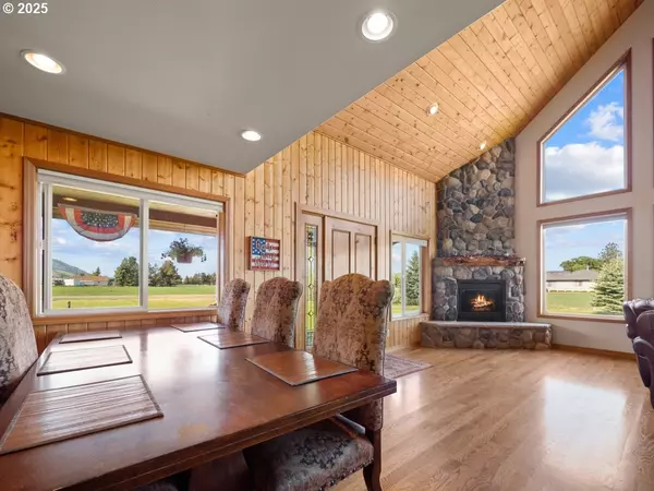 La Grande, OR 97850,62123 CHANDLER LOOP
