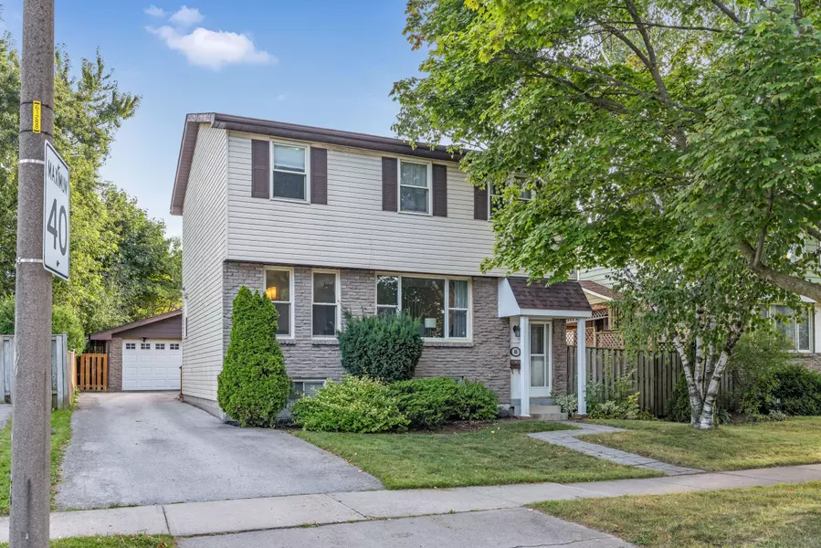 88 Rand ST S, Hamilton, ON L8J 1A8