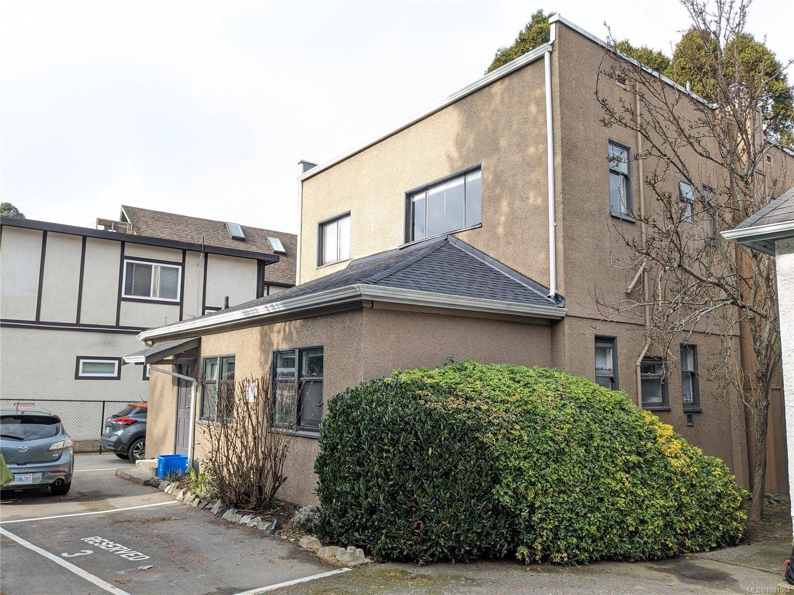 Victoria, BC V8S 1Z4,1485 Fort St