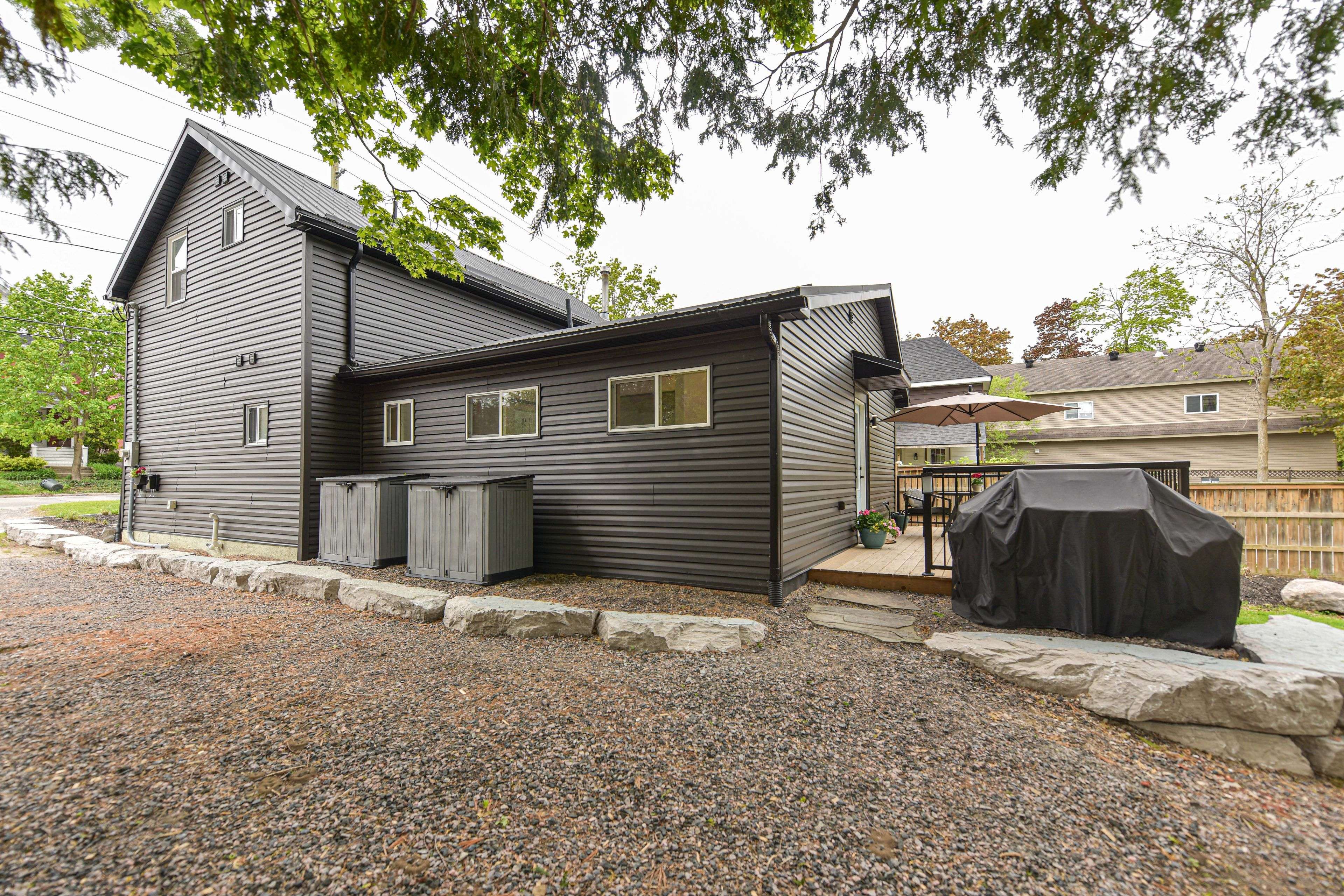 Orillia, ON L3V 3B8,274 Mississaga ST W
