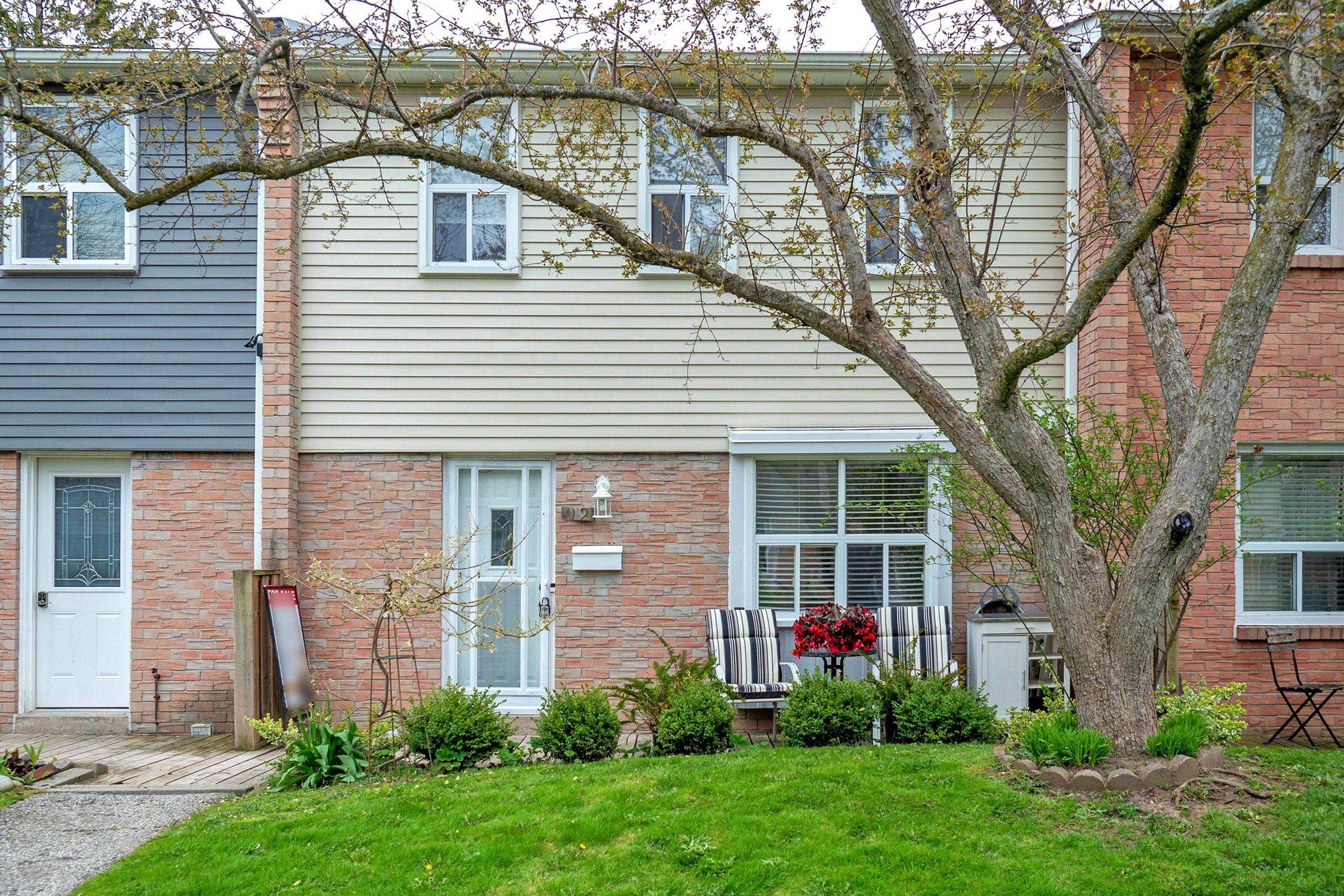 Mississauga, ON L5H 3V1,1050 Shawnmarr RD #92