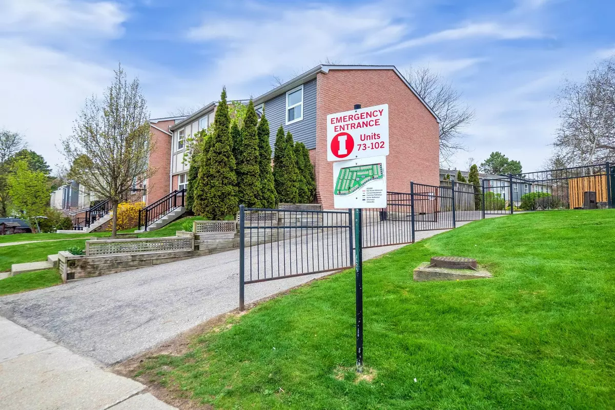 Mississauga, ON L5H 3V1,1050 Shawnmarr RD #92