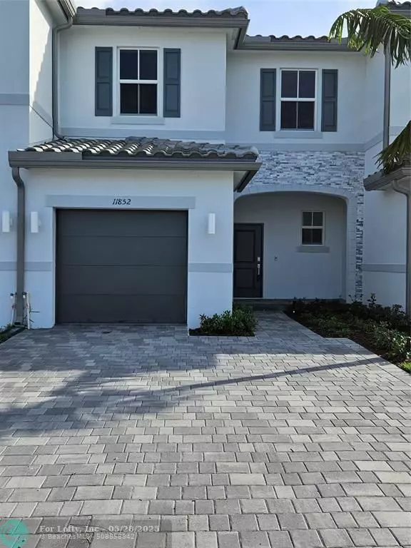 11852 NW 46th St, Coral Springs, FL 33076