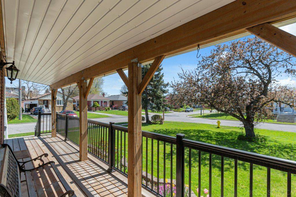 Toronto E04, ON M1R 3R8,46 Ilfracombe CRES