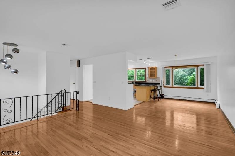 Parsippany-troy Hills Twp., NJ 07034,4 Maureen Ct