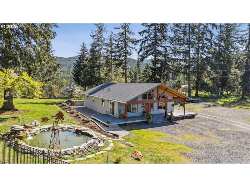 82074 BEAR CREEK RD, Creswell, OR 97426