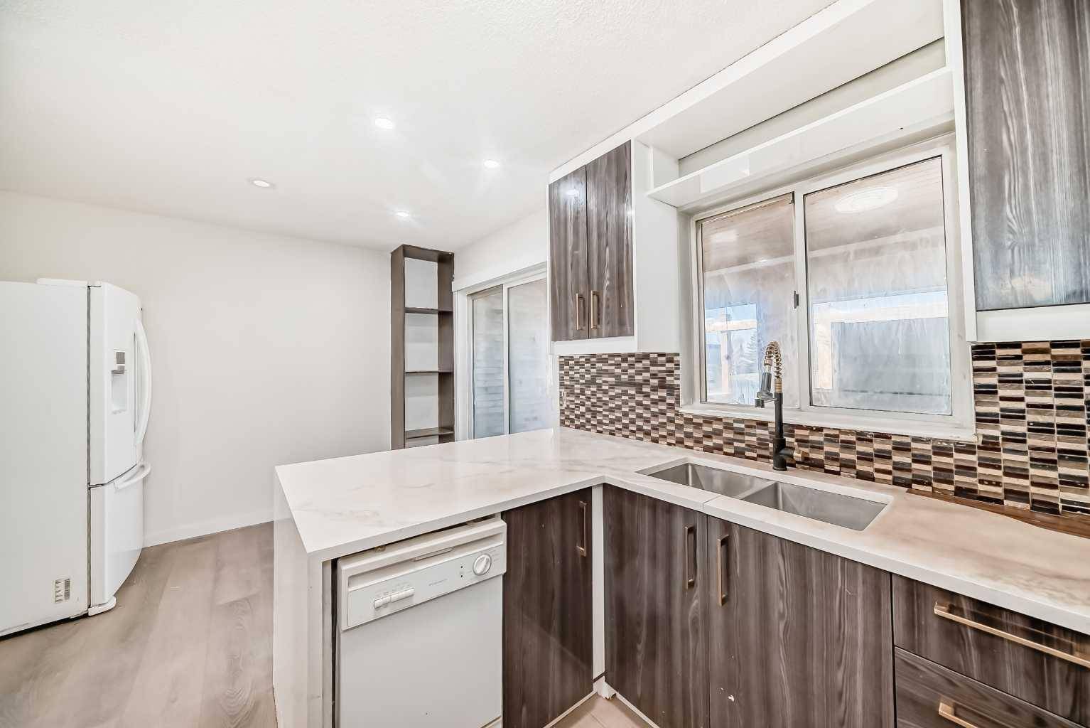 Calgary, AB T3J 2Y5,109 Falmere WAY Northeast