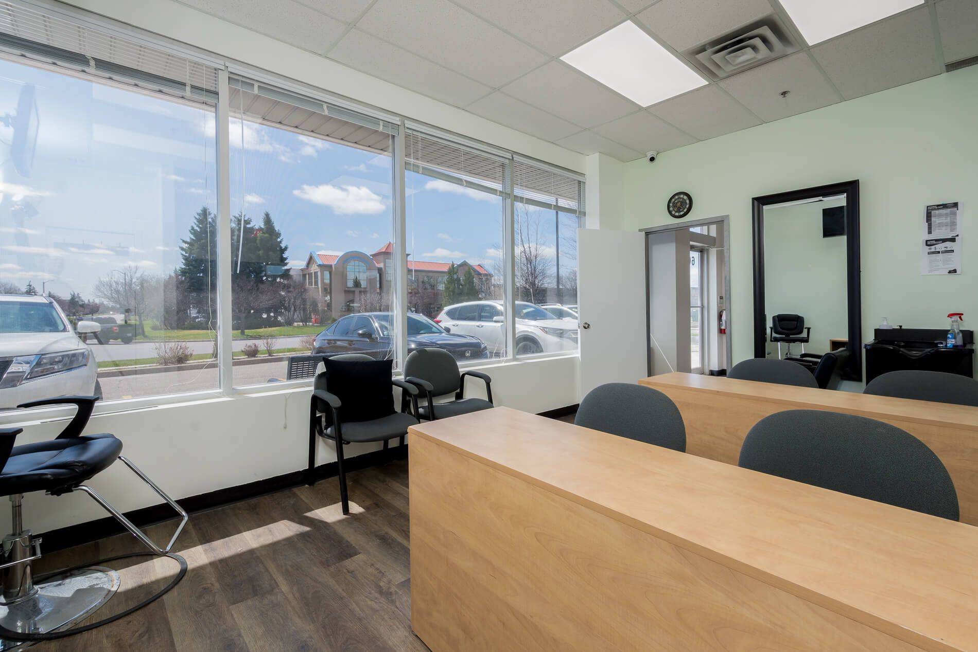Vaughan, ON L4L 0C4,661 Chrislea RD #10,11,12