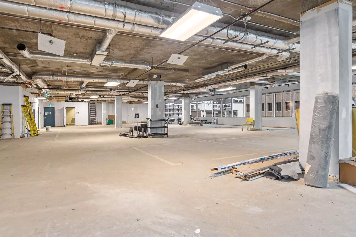 Ottawa Centre, ON K1P 6M7,200 LAURIER AVE #600