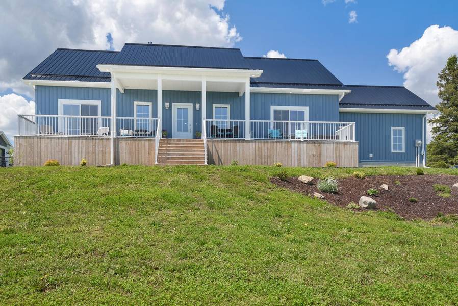 10249 County 2 RD E, South Dundas, ON K0E 1K0