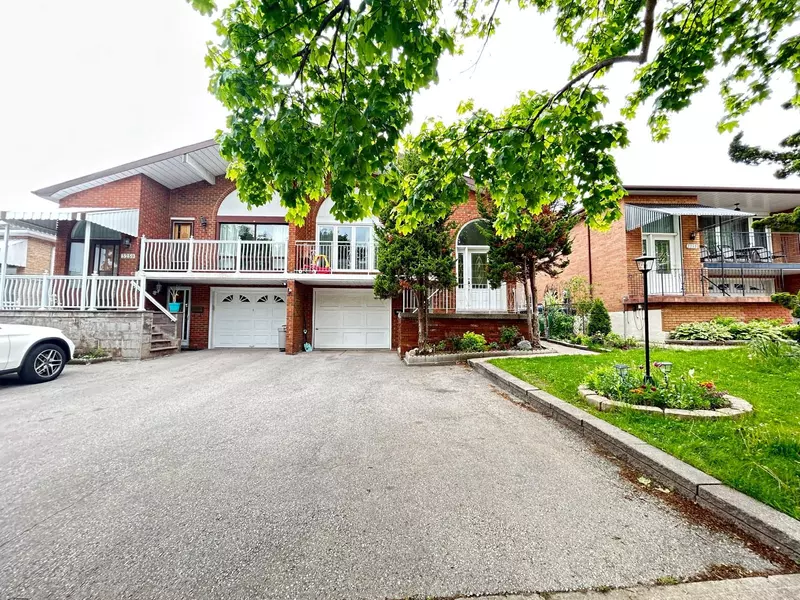 3257 Lednier TER #Main/lower, Mississauga, ON L4Y 3Z7