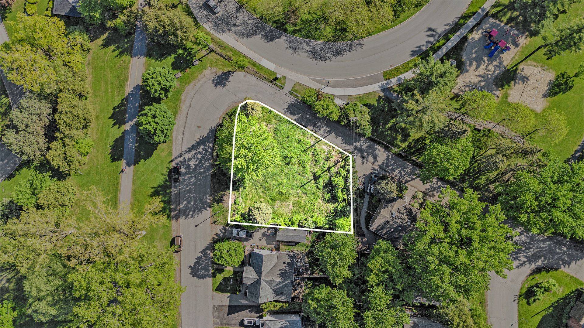 Britannia - Lincoln Heights And Area, ON K2B 6E1,38 Farrow ST