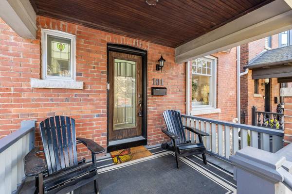 101 Dixon AVE, Toronto E02, ON M4L 1N8