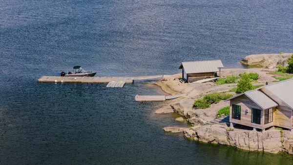 The Archipelago, ON P0G 1K0,1 B-821 Anchor Island N/A