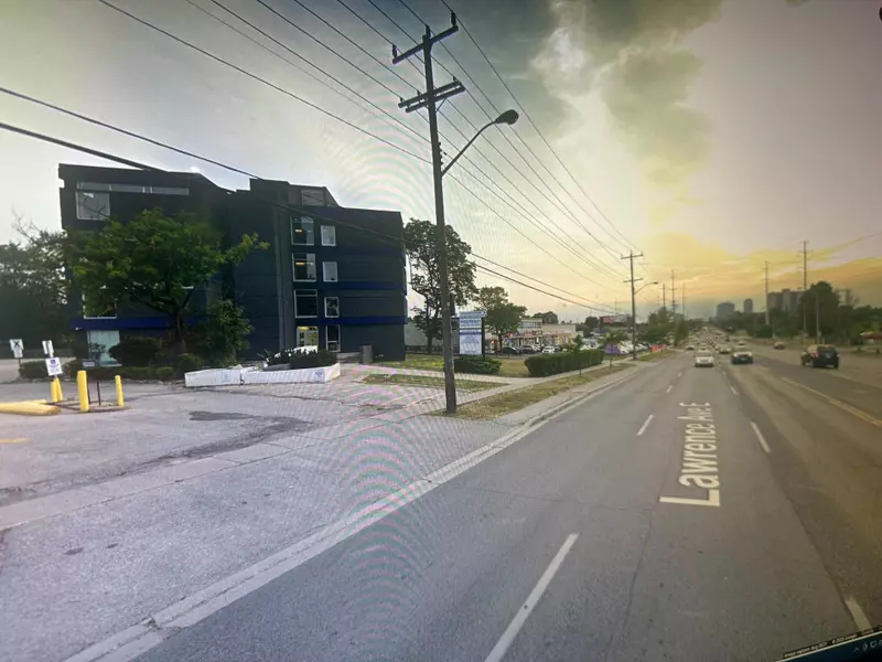2901 Lawrence AVE E #301.302, Toronto E09, ON M1P 2T3