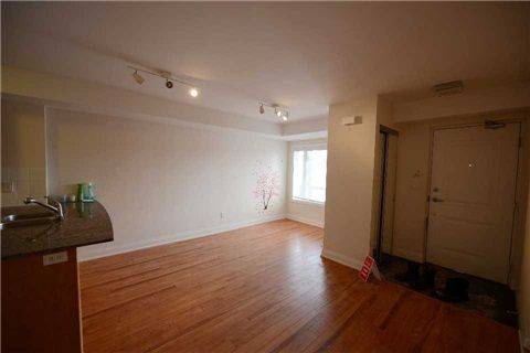 Markham, ON L3T 0B1,320 John ST #233