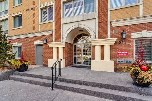 Toronto C11, ON M4G 4H1,211 Randolph RD #311