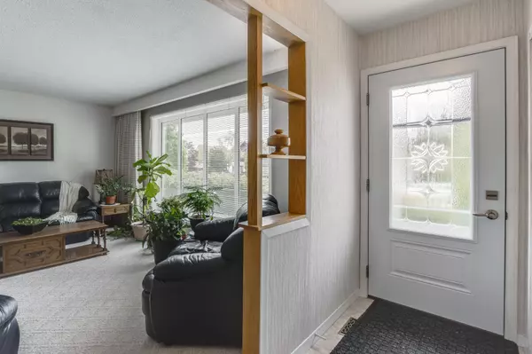 Midland, ON L4R 4M2,306 Cedar ST