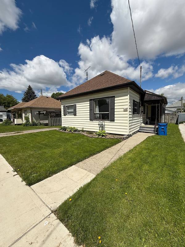 120 Blake ST,  Chatham-kent,  ON N8A 2S4