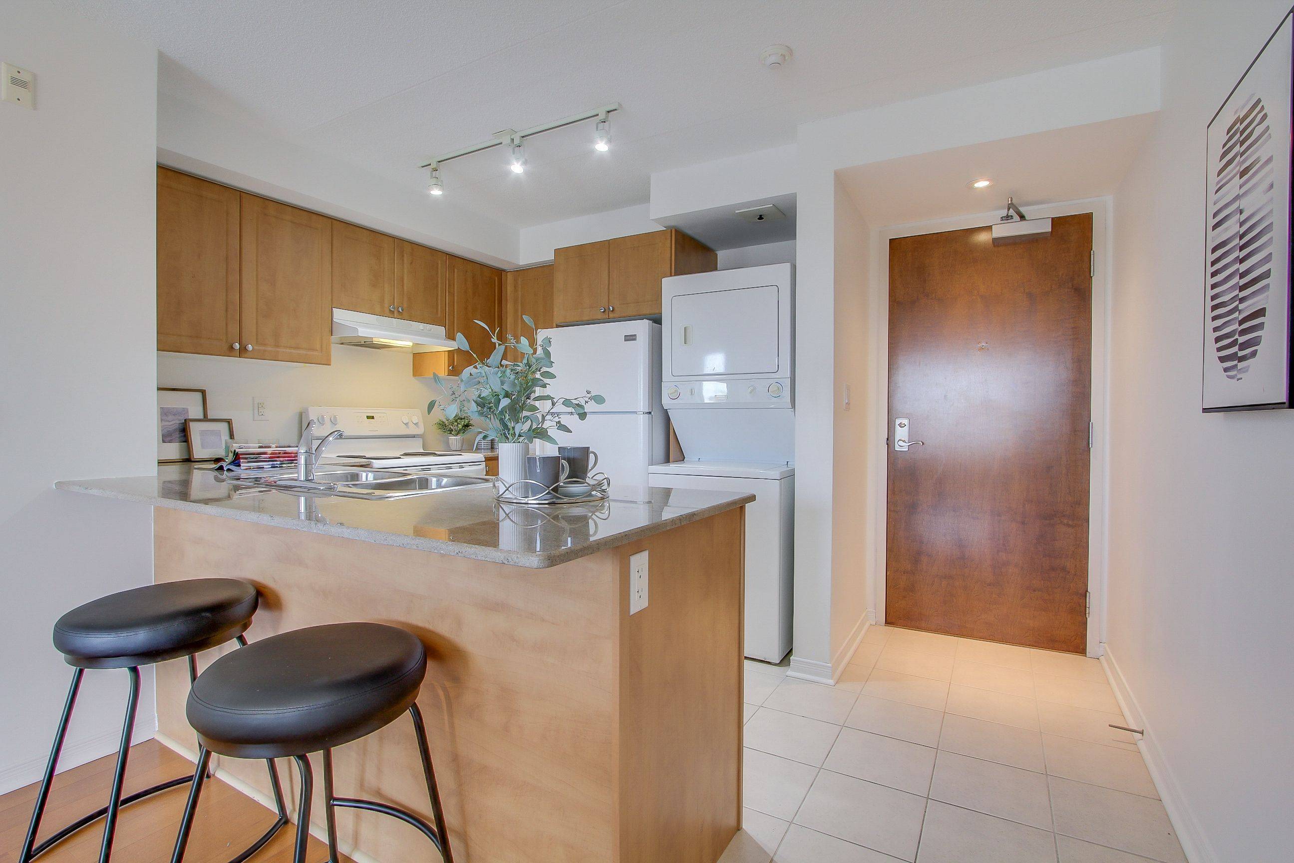 Markham, ON L3R 5J1,4600 Steeles AVE E #610