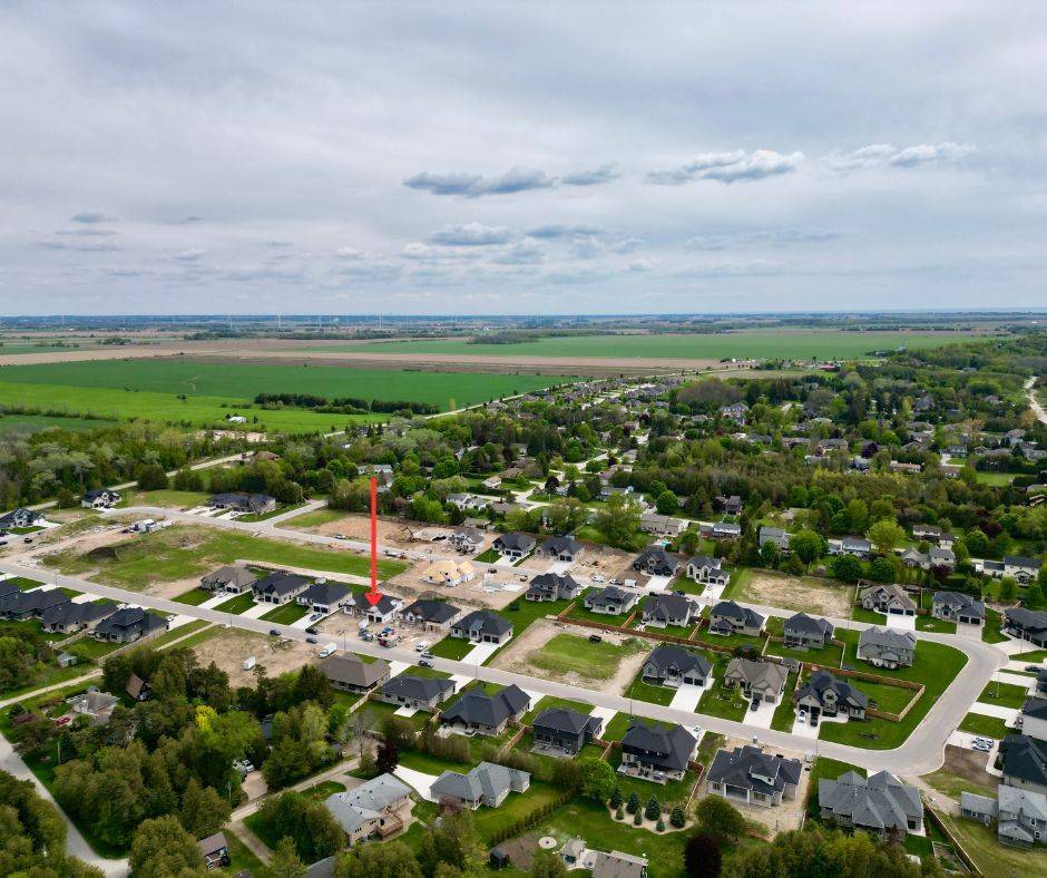 Huron-kinloss, ON N2Z 0H3,920 Bogdanovic WAY
