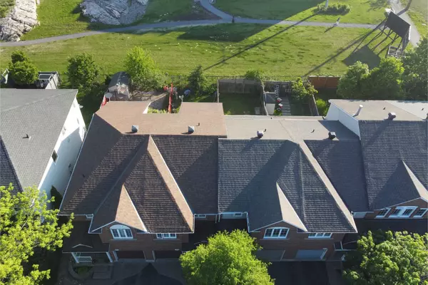 Kanata, ON K2K 3L8,205 GRAY CRES