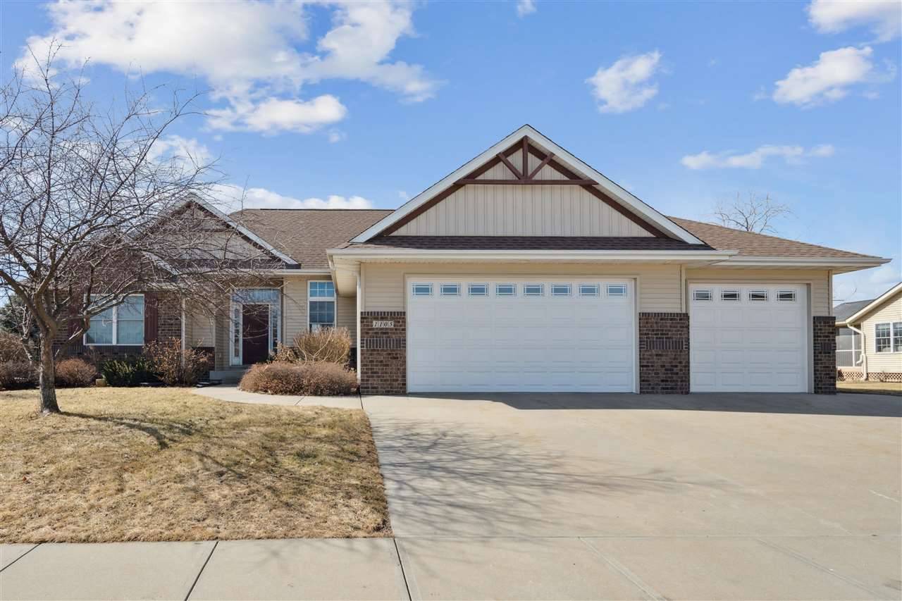 1105 Lake Shore, Iowa City, IA 52246