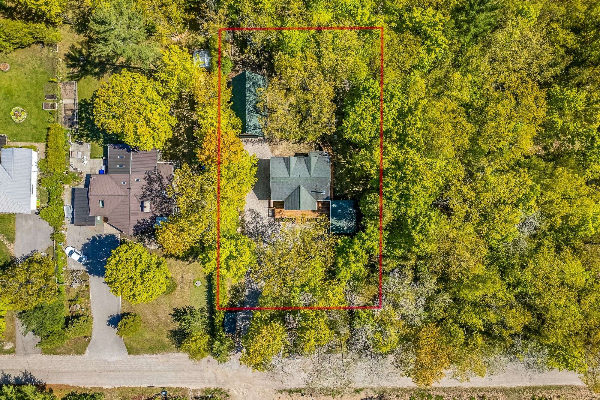 Tiny, ON L9M 0J1,23 Crown CT
