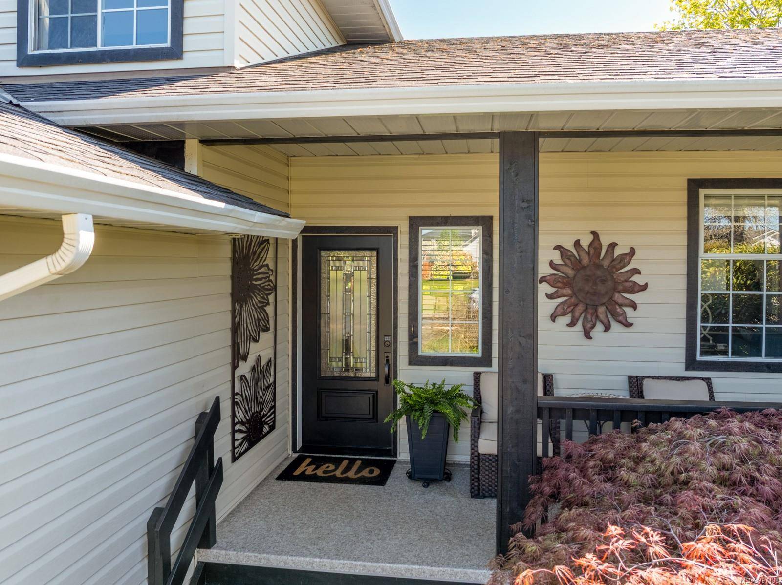 Comox, BC V9M 3R2,1343 Ocean View Ave