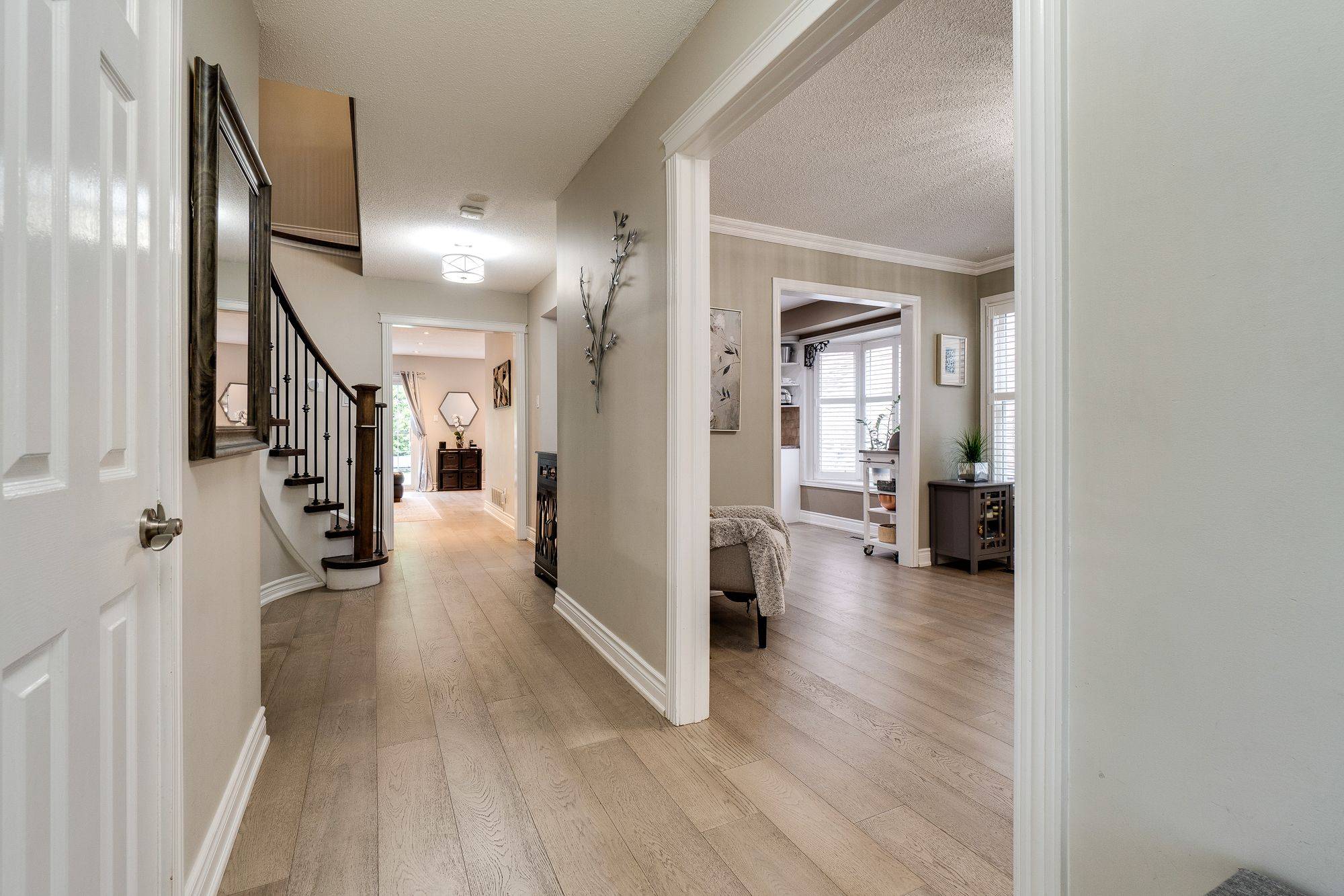 Mississauga, ON L4W 3L2,1624 Lewes WAY