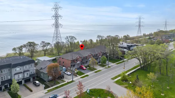 Hamilton, ON L8H 6Z9,1069 Beach BLVD
