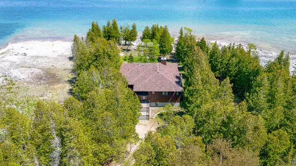 Northern Bruce Peninsula, ON N0H 1Z0,137 Pine Tree Harbour RD
