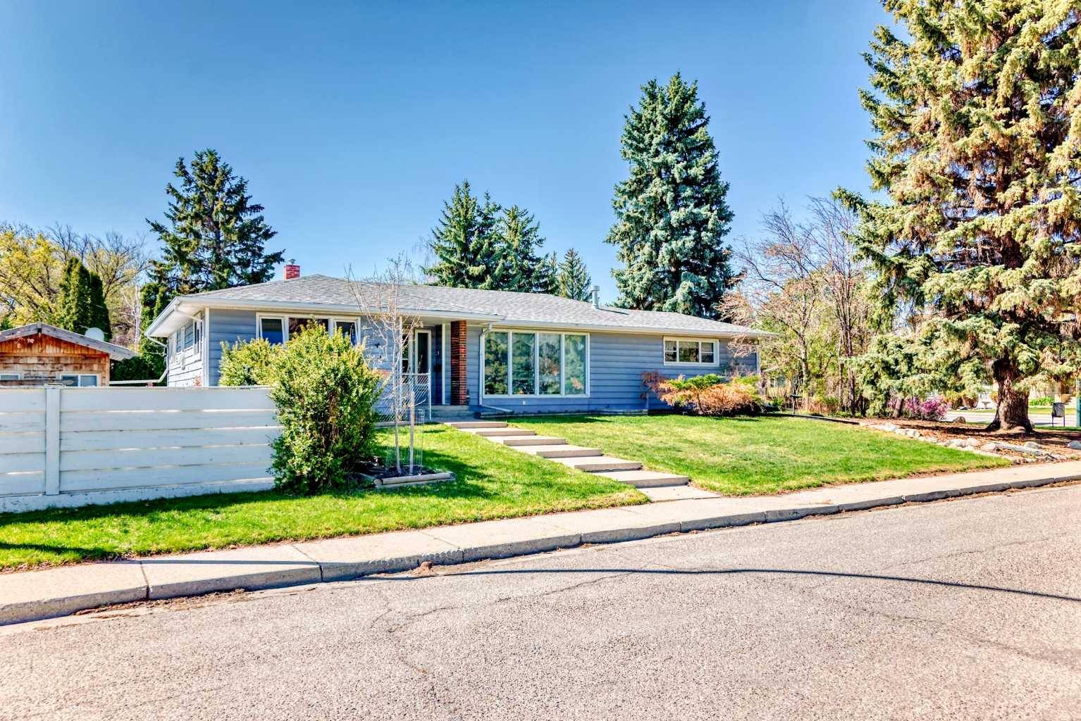 Lethbridge, AB T1K 0T4,1304 14 AVE South