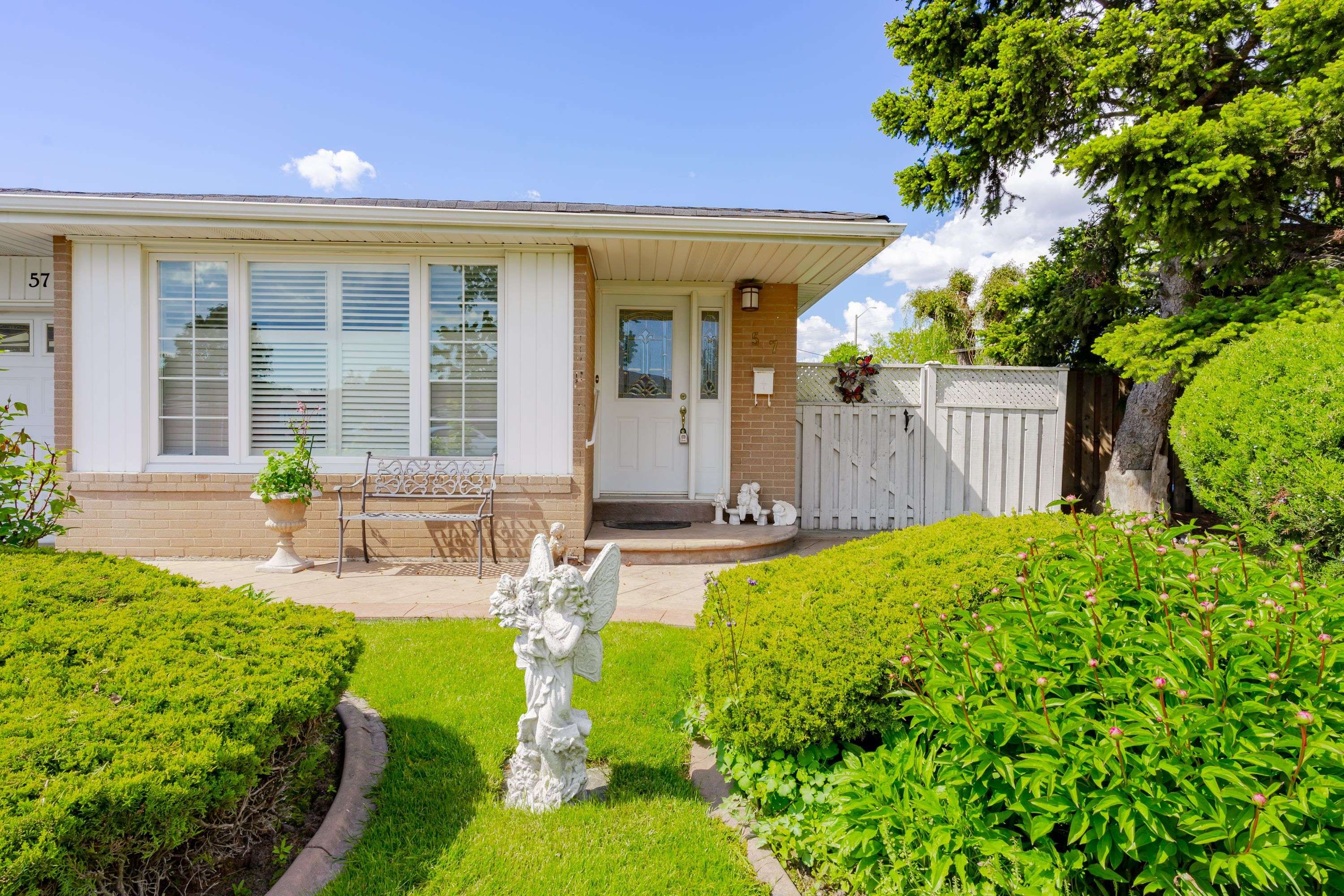 Brampton, ON L6T 2A4,57 Cathcart CRES