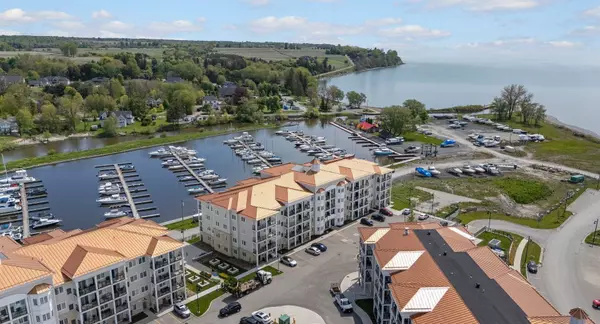 80 Shipway AVE #102, Clarington, ON L1B 0B6