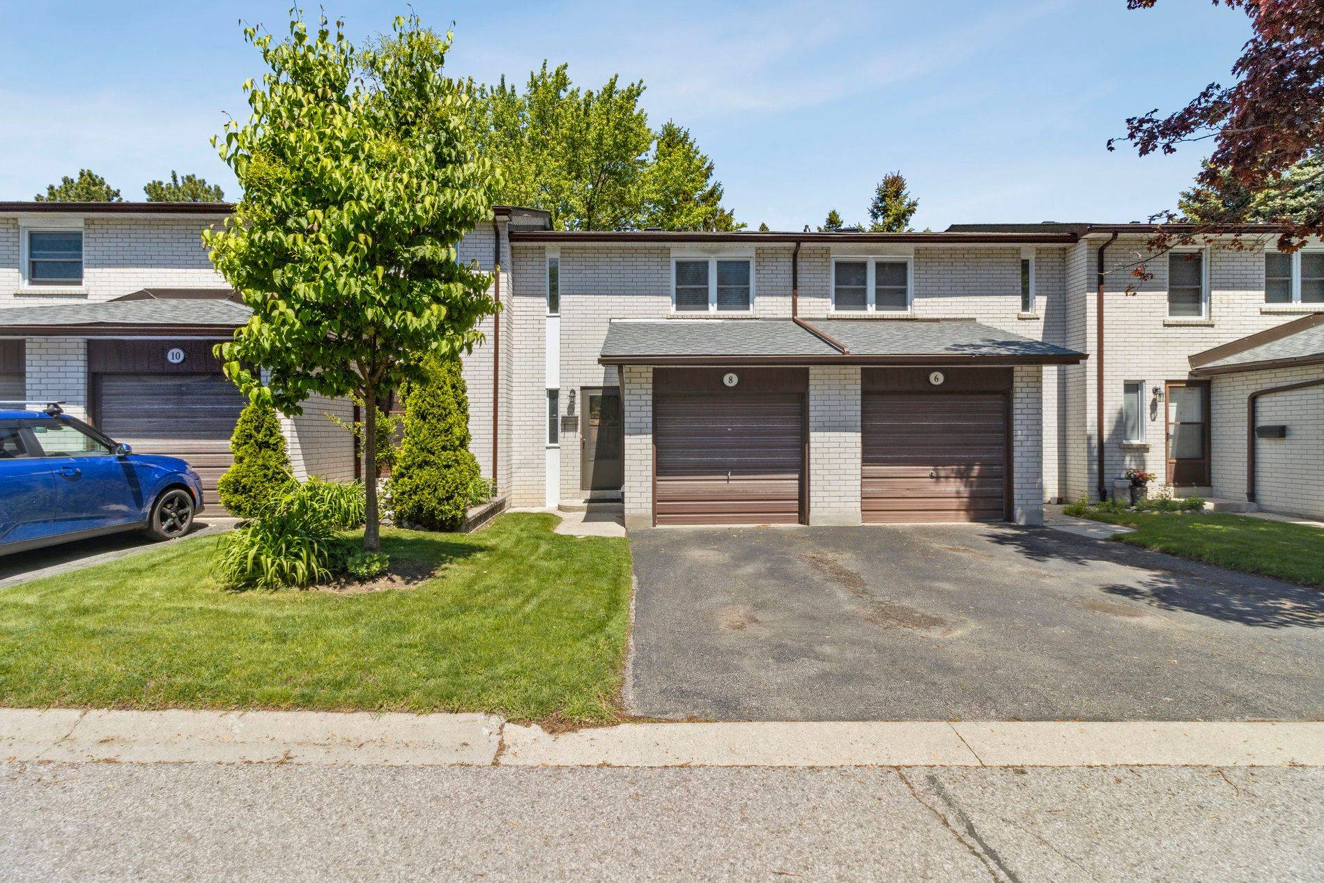 8 Niles WAY,  Markham,  ON L3T 5B8