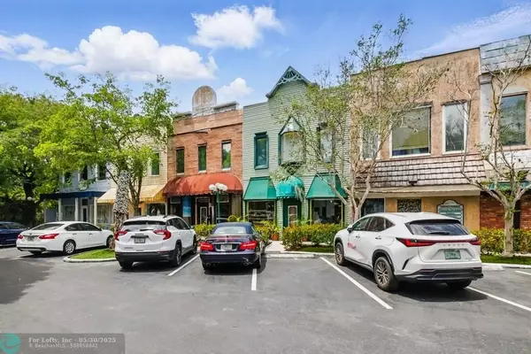 Plantation, FL 33317,4066 W Broward Blvd