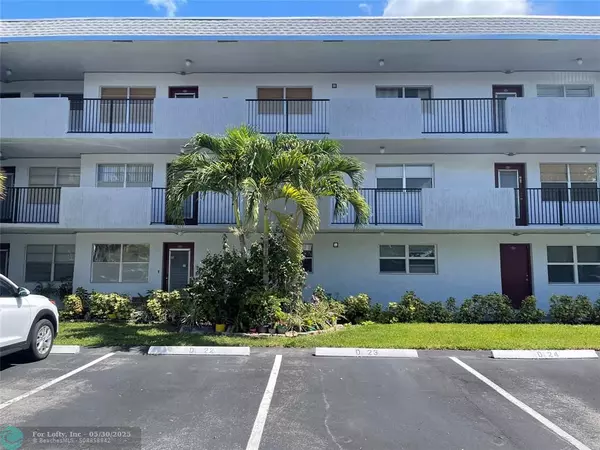 Tamarac, FL 33321,8405 NW 61st St #D-109