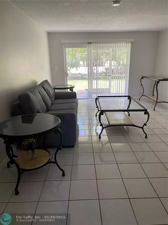 Tamarac, FL 33321,8405 NW 61st St #D-109